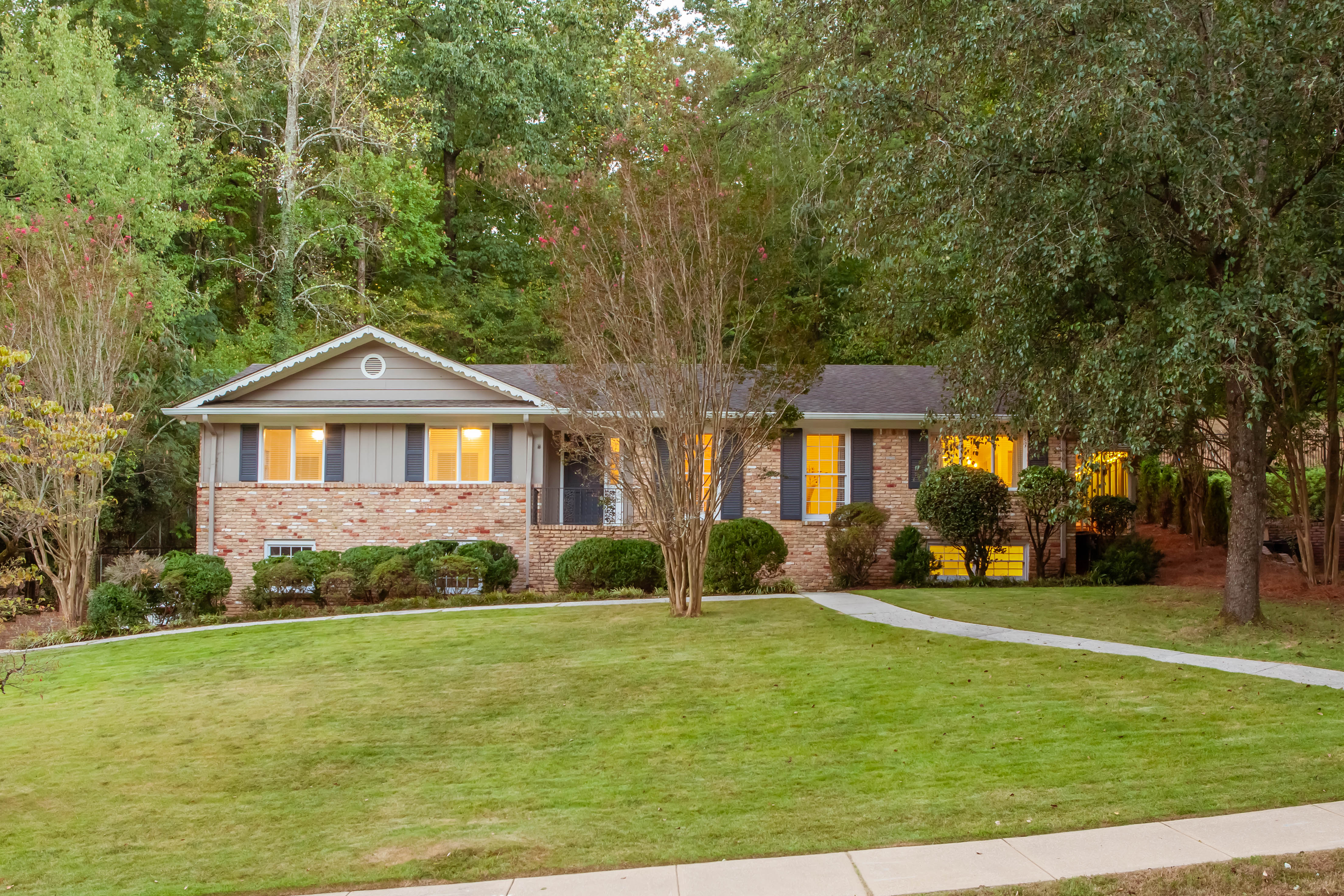 2217 Garland Drive, VESTAVIA HILLS