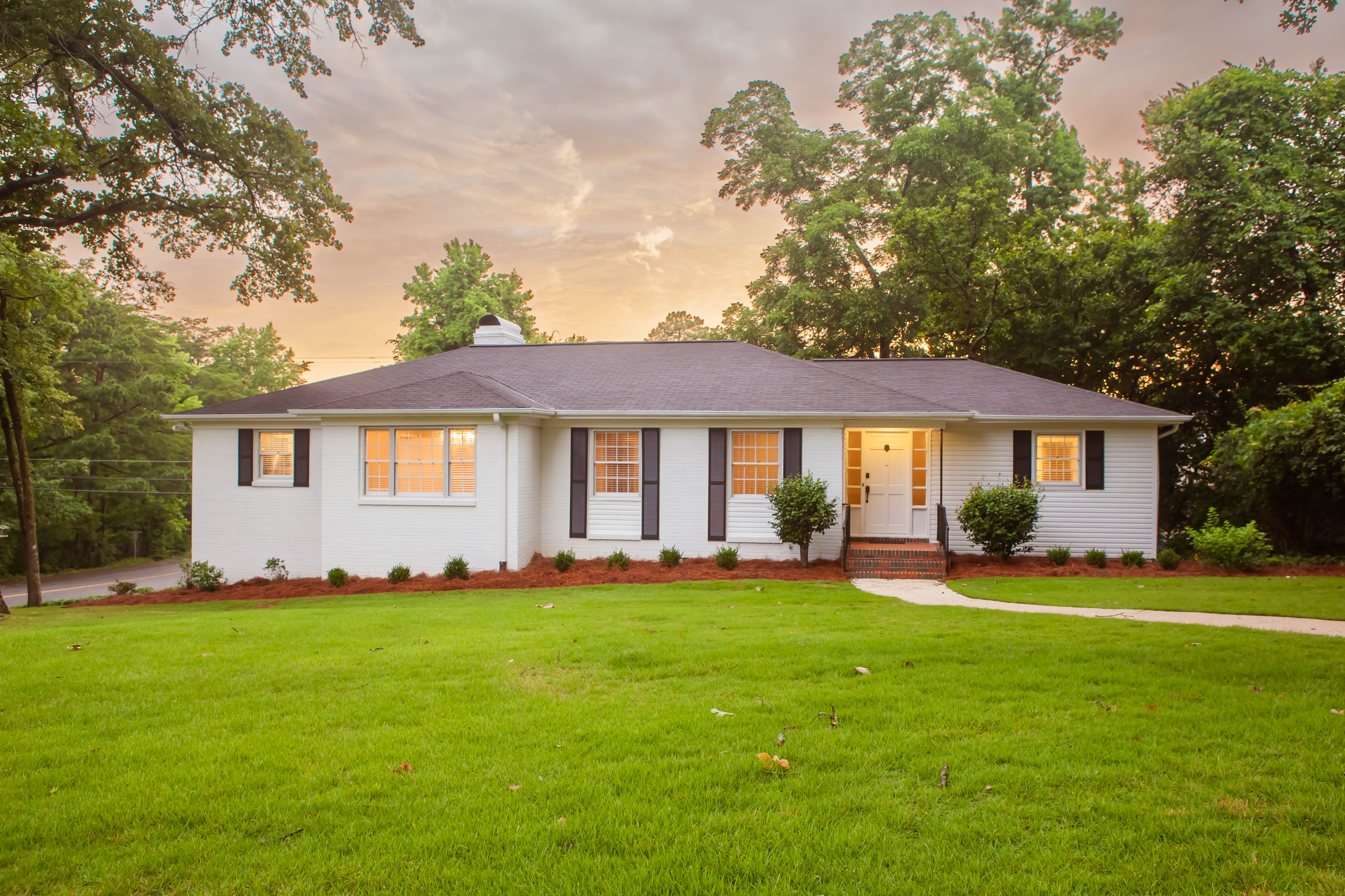 1128 Forest View Lane, VESTAVIA HILLS